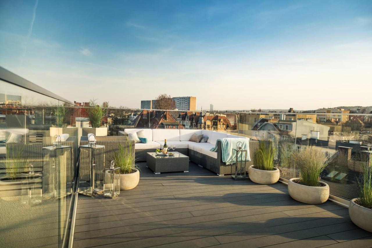 Sky And Sea By Renters Prestige * Sopot